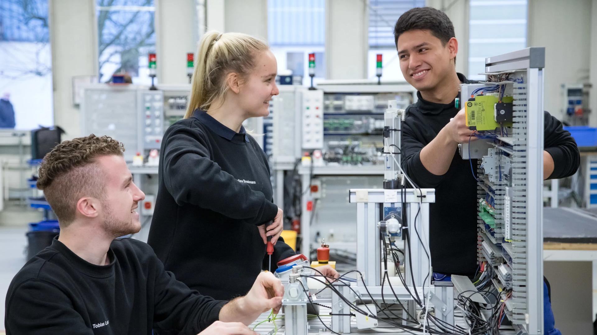 Almanya'da Ausbildung yapan meslek öğrencileri